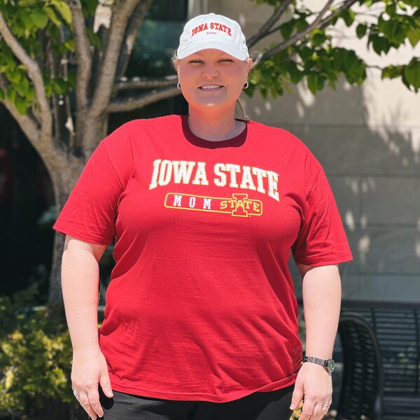 College House 2025 Iowa State Mom Cardinal Short Sleeve T-Shirt